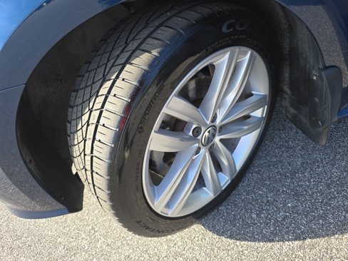 Used 2018 Volkswagen Passat 2.0T SE image 31