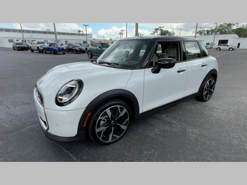 Certified 2025 MINI Cooper S image 34
