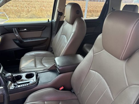 Used 2017 GMC Acadia Limited SLT image 11