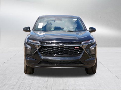 New 2025 Chevrolet Trax RS w/ Sunroof Package image 8