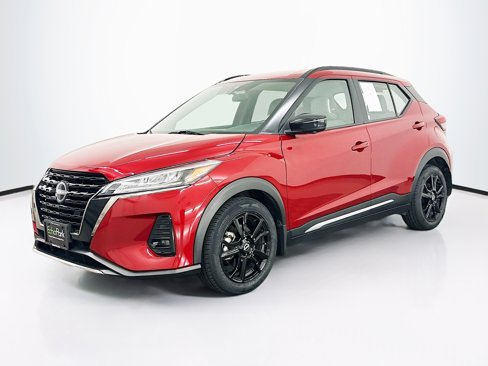 Used 2023 Nissan Kicks SR w/ SR Premium Package image 3