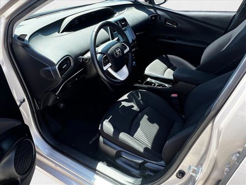 Used 2018 Toyota Prius Prime Plus image 9