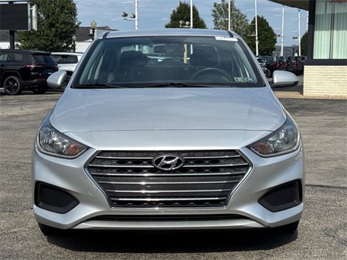 Used 2019 Hyundai Accent SE image 2