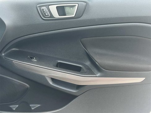 Used 2021 Ford EcoSport SE w/ SE Convenience Package image 18
