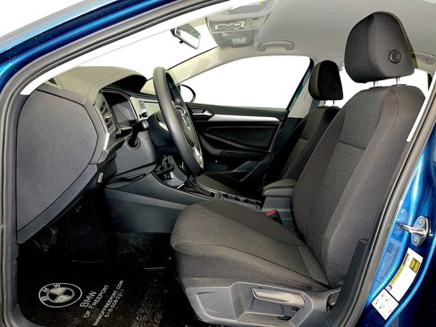 Used 2019 Volkswagen Jetta S w/ Driver Assistance Package image 9
