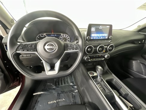 Certified 2024 Nissan Sentra SV image 10