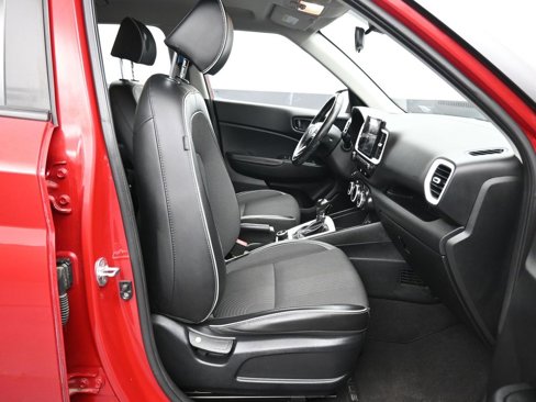 Used 2022 Hyundai Venue Limited w/ Cargo Package image 39