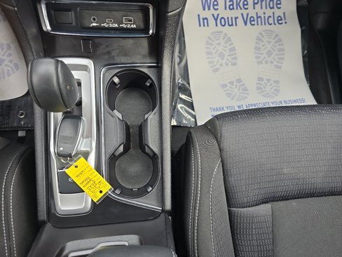Used 2023 Subaru Ascent Premium w/ Convenience Package image 32