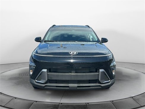 Used 2024 Hyundai Kona SEL image 2