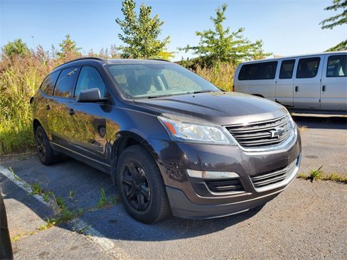 Used 2014 Chevrolet Traverse LS image 1