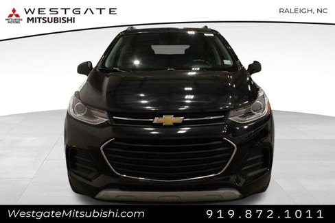 Used 2019 Chevrolet Trax LT w/ LT Convenience Package image 1