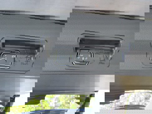 New 2025 Ford Explorer Active image 18