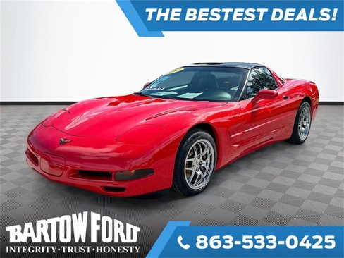 Used 2000 Chevrolet Corvette Coupe w/ Memory Pkg image 1