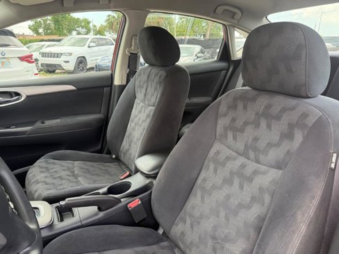 Used 2013 Nissan Sentra SV image 10