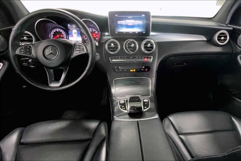 Used 2018 Mercedes-Benz GLC 300 4MATIC image 9