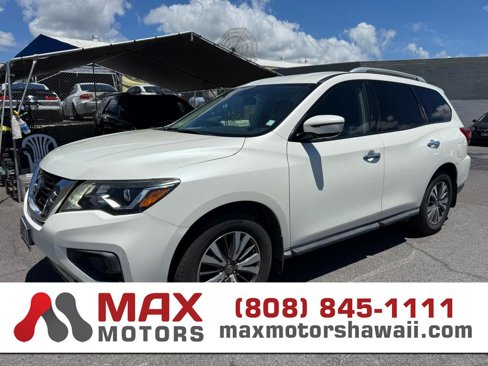 Used 2017 Nissan Pathfinder SV image 1