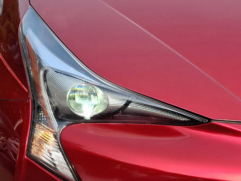 Used 2016 Toyota Prius Two image 7