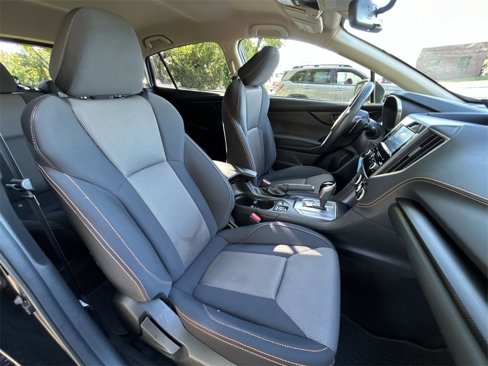 Used 2021 Subaru Crosstrek 2.0i Premium image 24