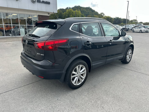 Used 2017 Nissan Rogue Sport SV w/ SV All-Weather Package image 6