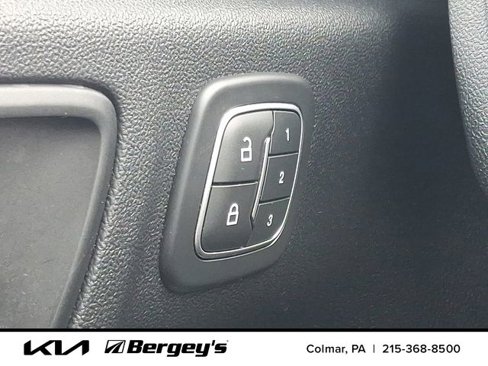 Used 2020 Ford Escape SEL image 24