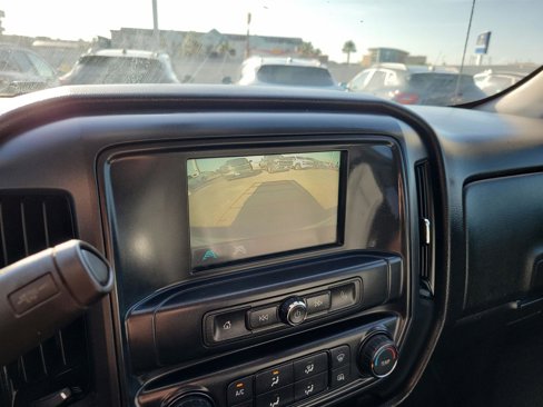 Used 2018 Chevrolet Silverado 1500 W/T w/ Trailering Package image 14