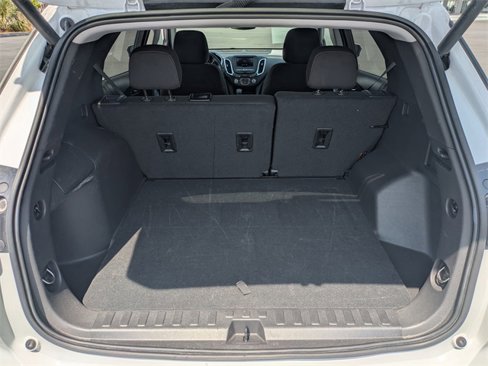 Used 2024 Chevrolet Equinox LT image 13