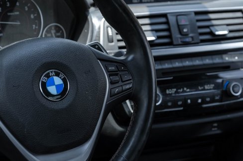 Used 2019 BMW 430i Coupe w/ Executive Package image 23