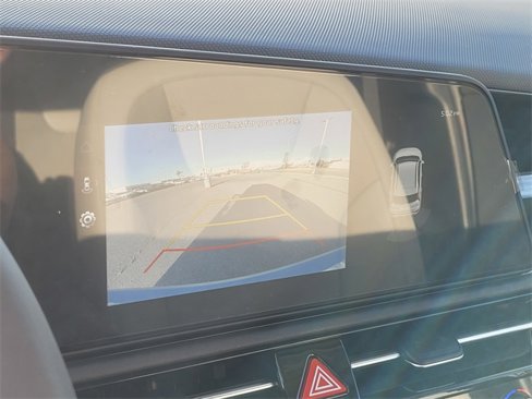 New 2025 Hyundai Elantra SEL image 14