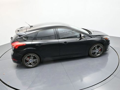 Used 2018 Ford Focus ST image 35