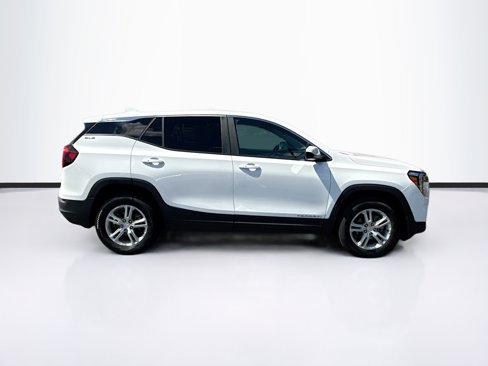 Certified 2023 GMC Terrain SLE image 8
