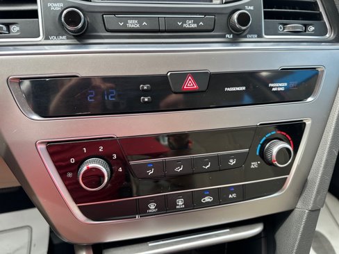 Used 2015 Hyundai Sonata SE w/ Option Group 09 image 15