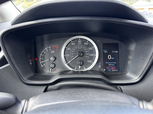 Used 2022 Toyota Corolla LE image 11