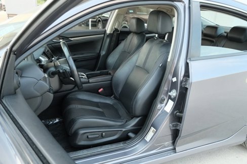 Used 2020 Honda Civic Touring image 18