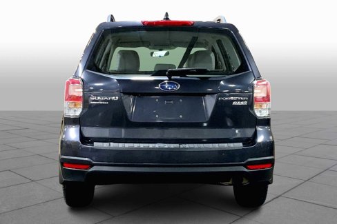 Used 2017 Subaru Forester 2.5i w/ Alloy Wheel Package image 4