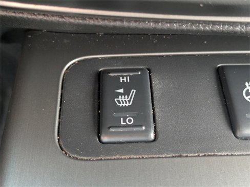 Used 2014 Nissan Armada Platinum w/ 2nd Row Captain Seat Package image 37