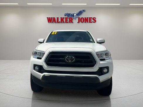 Used 2021 Toyota Tacoma 2WD Double Cab image 8