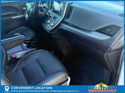 Used 2019 Toyota Sienna SE image 9