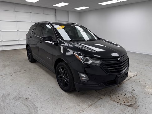 Used 2020 Chevrolet Equinox LT w/ Midnight Edition image 3