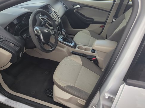 Used 2014 Ford Focus SE image 10