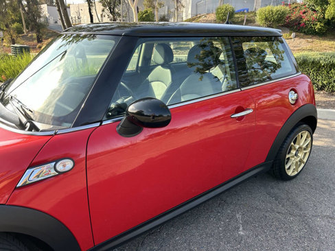Used 2011 MINI Cooper S image 18