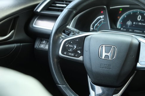 Used 2020 Honda Civic Touring image 12