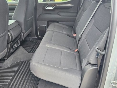 Used 2024 Chevrolet Silverado 1500 LT image 4