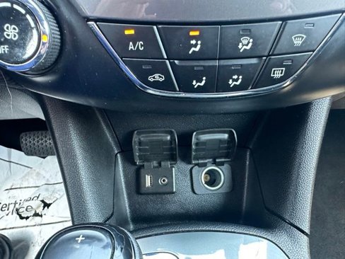 Used 2018 Chevrolet Cruze LT w/ RS Package image 63