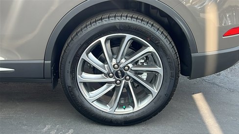 New 2025 Lincoln Corsair FWD w/ Equipment Group 101A image 11