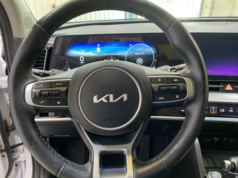 Used 2024 Kia Sportage SX image 32
