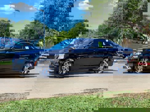 Used 2018 Chrysler 300 Touring L image 20