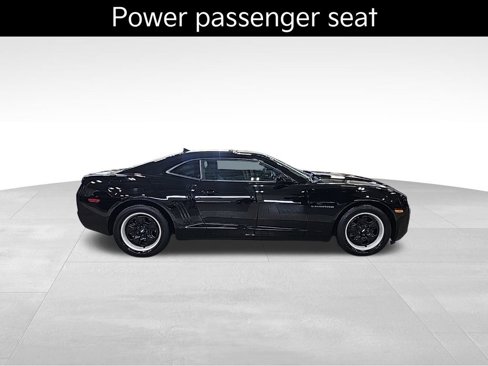 Used 2011 Chevrolet Camaro LS image 3