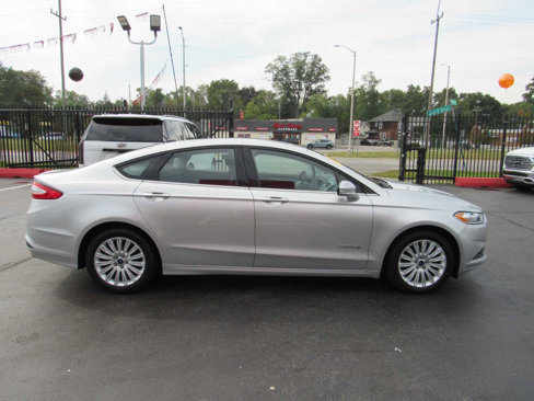 Used 2014 Ford Fusion SE image 5