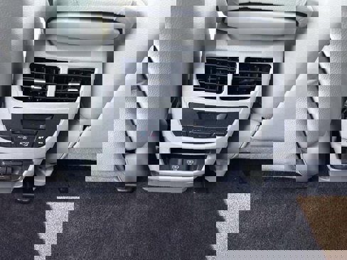 Used 2017 Acura MDX SH-AWD w/ Technology Package image 11