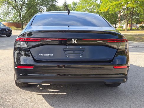 Used 2024 Honda Accord EX image 16